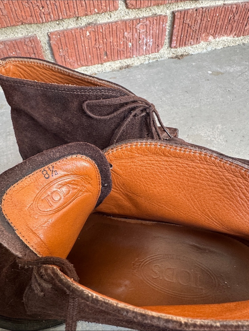 TOD’S Suede Chukka Boots - Picture 6 of 8
